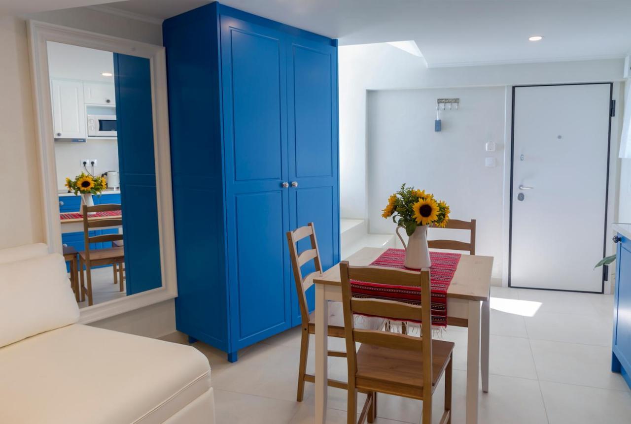 Blue And White Apartment Vipgreece Athènes Extérieur photo